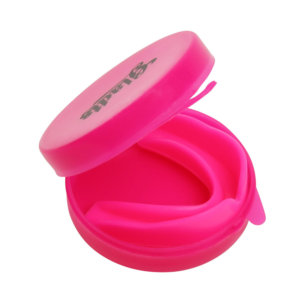 Gladts Gebitsbeschermer en opbergdoosje vechtsport-boksen-kickboksen-hockey-rugby en alle andere sporten