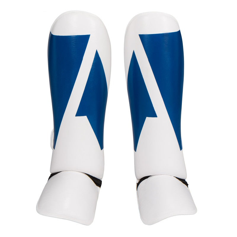 Ali’s Fightgear “Legacy” Scheenbeschermers – Blauw / Wit